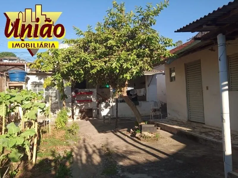 Foto 3 de Casa de 3 quartos (1 suíte) com edícula e quintal, Santa Luzia