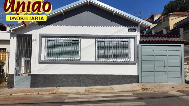 Foto 1 de Casa de 3 quartos com edícula e garagem para 4 carros, Santo Antônio