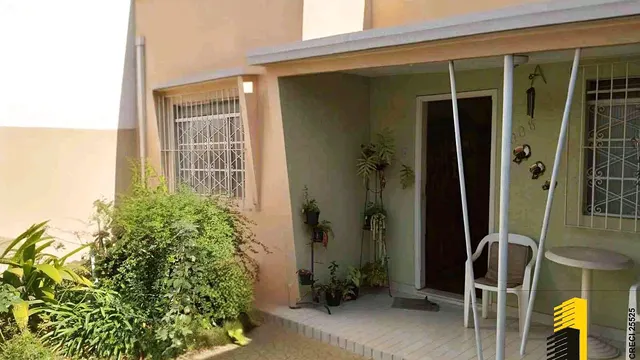 Foto 1 de Casa de 3 quartos com varanda e garagem na Av. Paulo Chiaradia, São Vicente