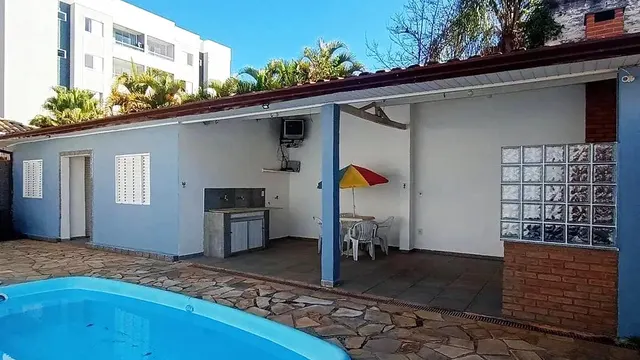 Foto 1 de Casa de 3 quartos (1 suíte) com piscina, churrasqueira e lareira, Nossa Senhora da Agonia