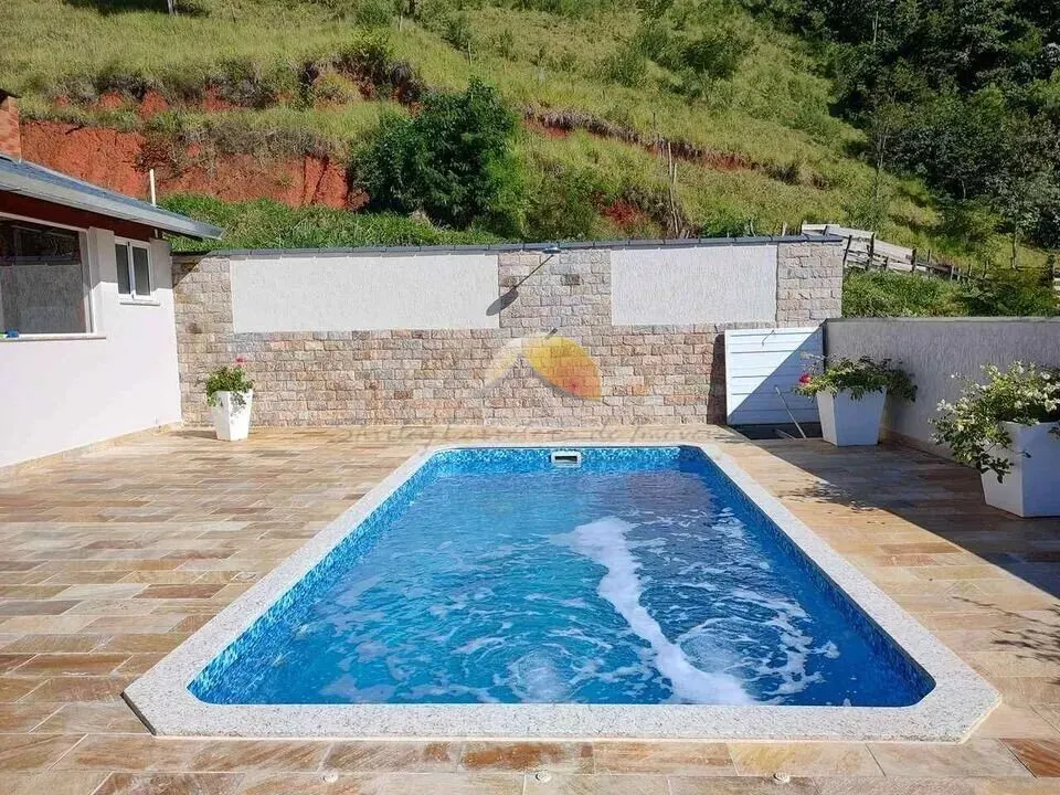 Foto 2 de Casa de 3 quartos (1 suíte) com piscina e área gourmet, BPS