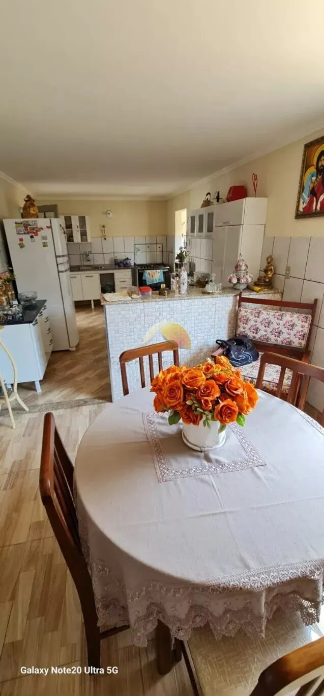 Foto 5 de Casa de 3 quartos (1 suíte) com 2 salas, quintal e garagem, Santa Rosa