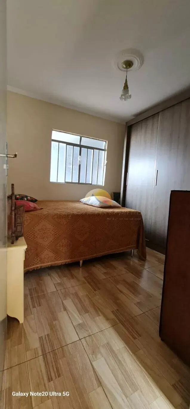Foto 7 de Casa de 3 quartos (1 suíte) com 2 salas, quintal e garagem, Santa Rosa