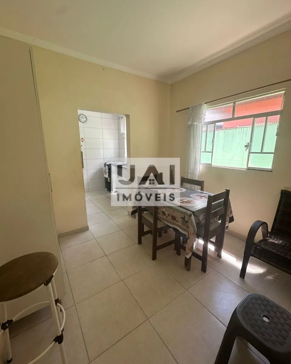 Foto 4 de Casa de 3 quartos (1 suíte) com quintal e quarto externo, Varginha