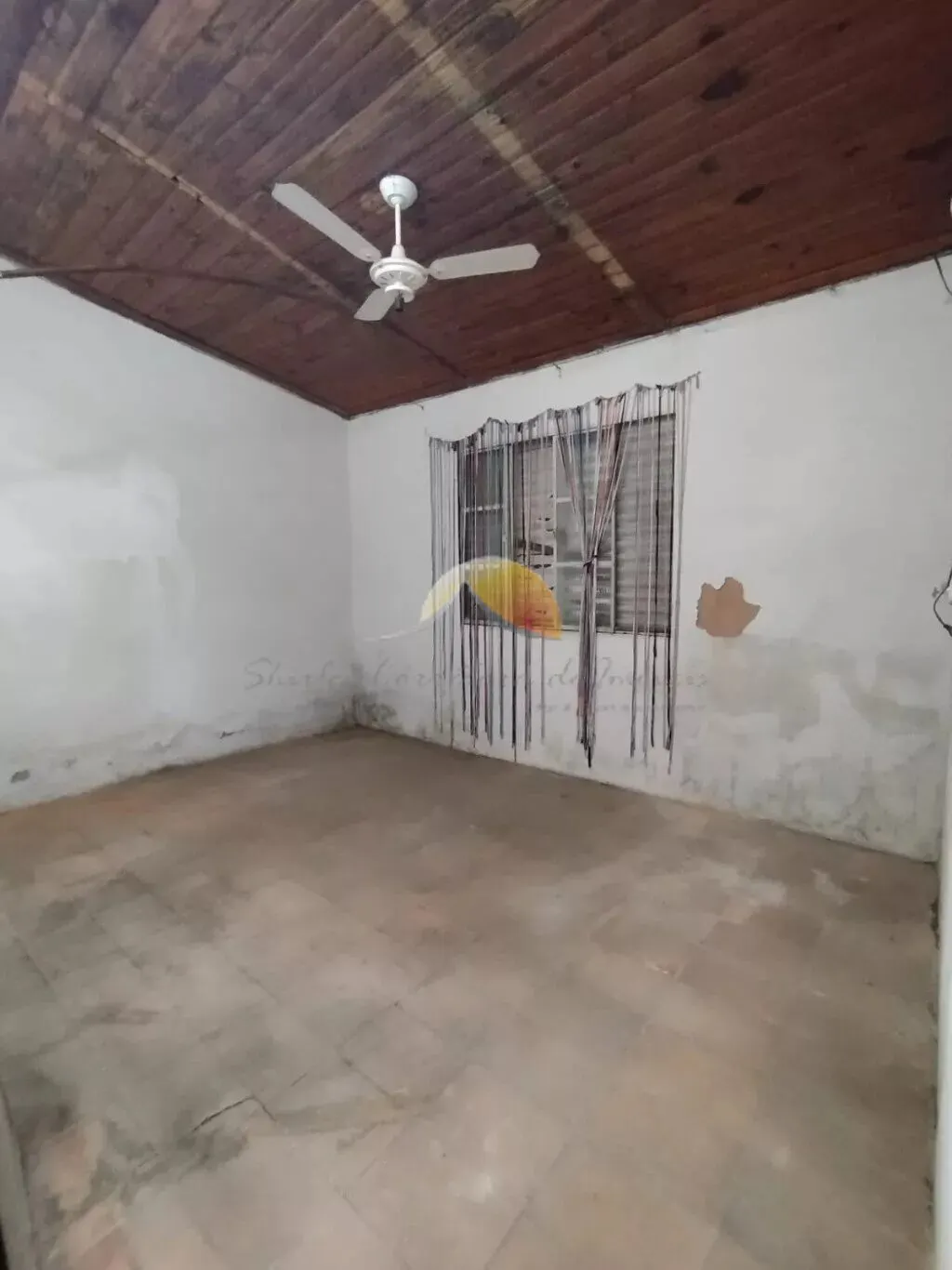 Foto 5 de Casa de 3 quartos com garagem e quintal, Rebourgeon