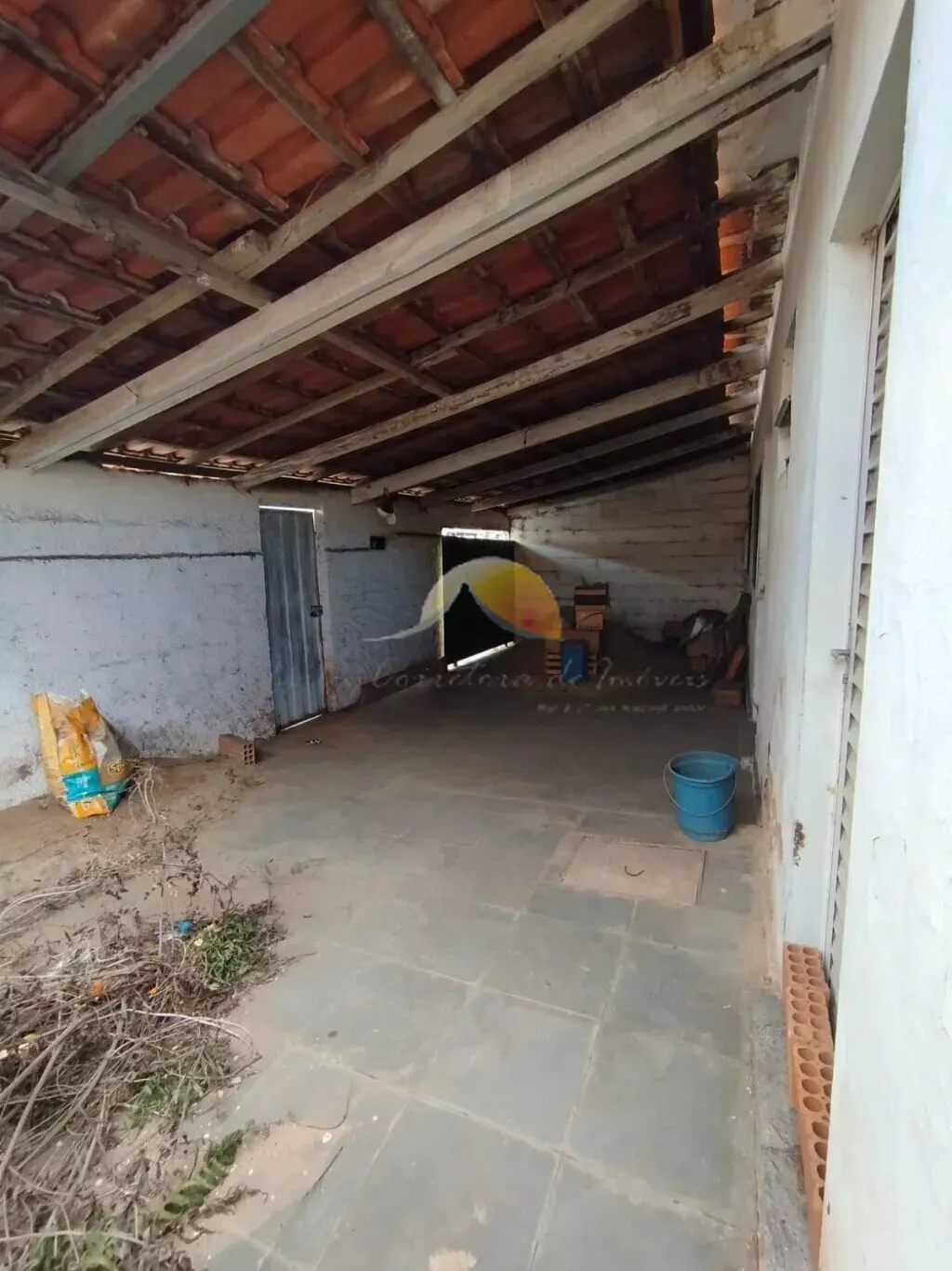 Foto 6 de Casa de 3 quartos com garagem e quintal, Rebourgeon