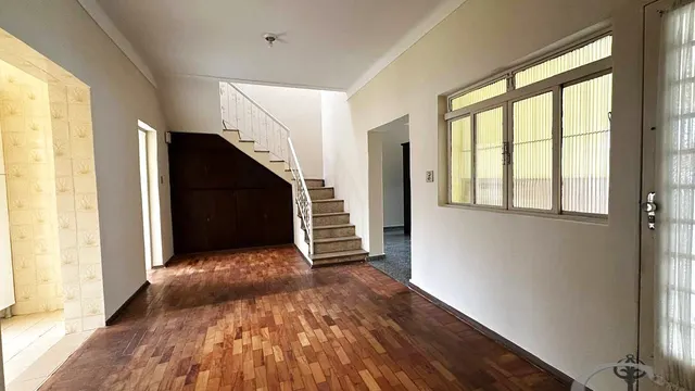 Foto 1 de Casa de 2 pavimentos e 3 quartos com garagem, Centro