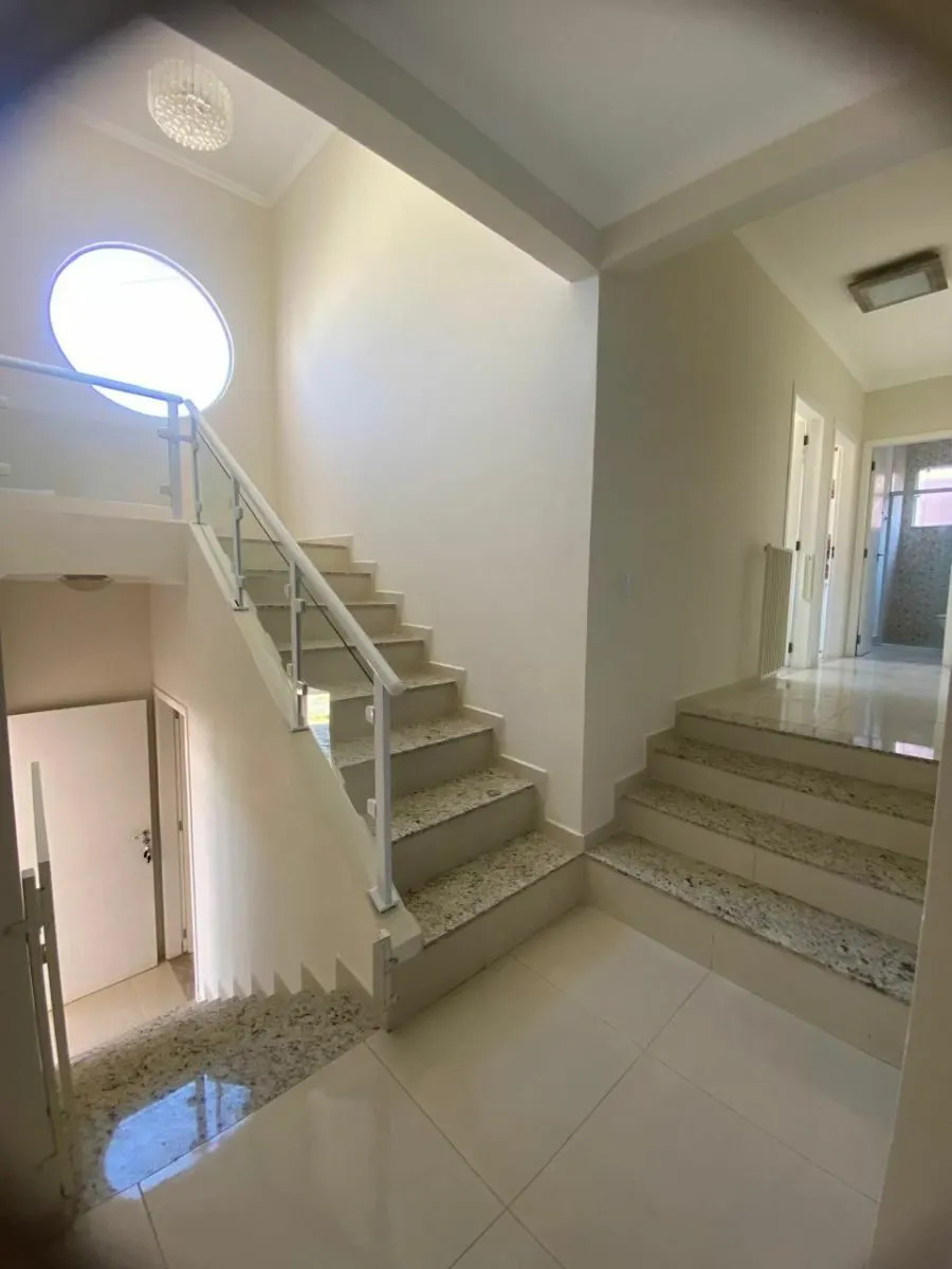Foto 2 de Casa sobrado de 3 quartos (1 suíte) com área de churrasco, Jardim Eldorado