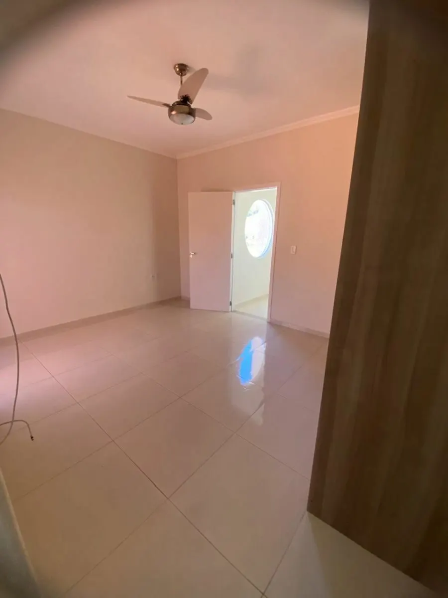 Foto 7 de Casa sobrado de 3 quartos (1 suíte) com área de churrasco, Jardim Eldorado