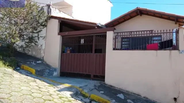 Foto 1 de Casa térrea de 3 quartos com garagem, Rebourgeon