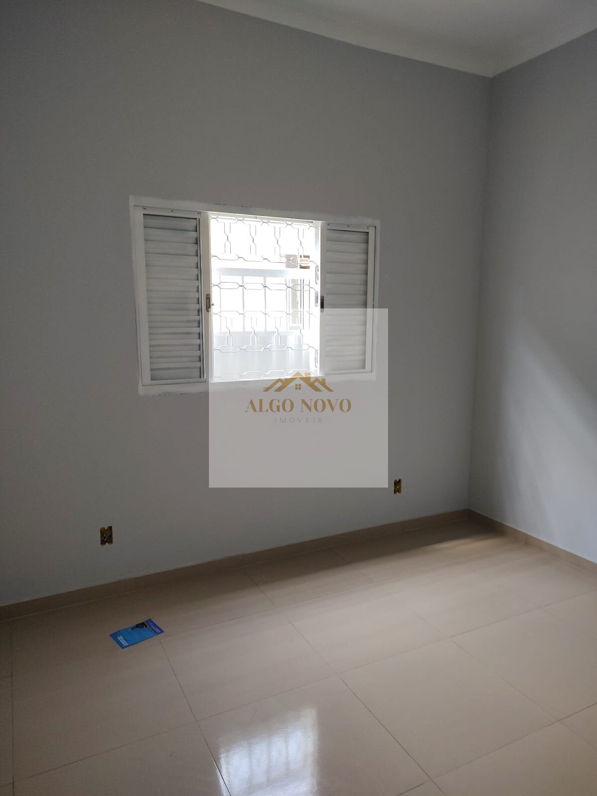 Foto 3 de Casa de 3 quartos com vaga para 2 carros, Boa Vista
