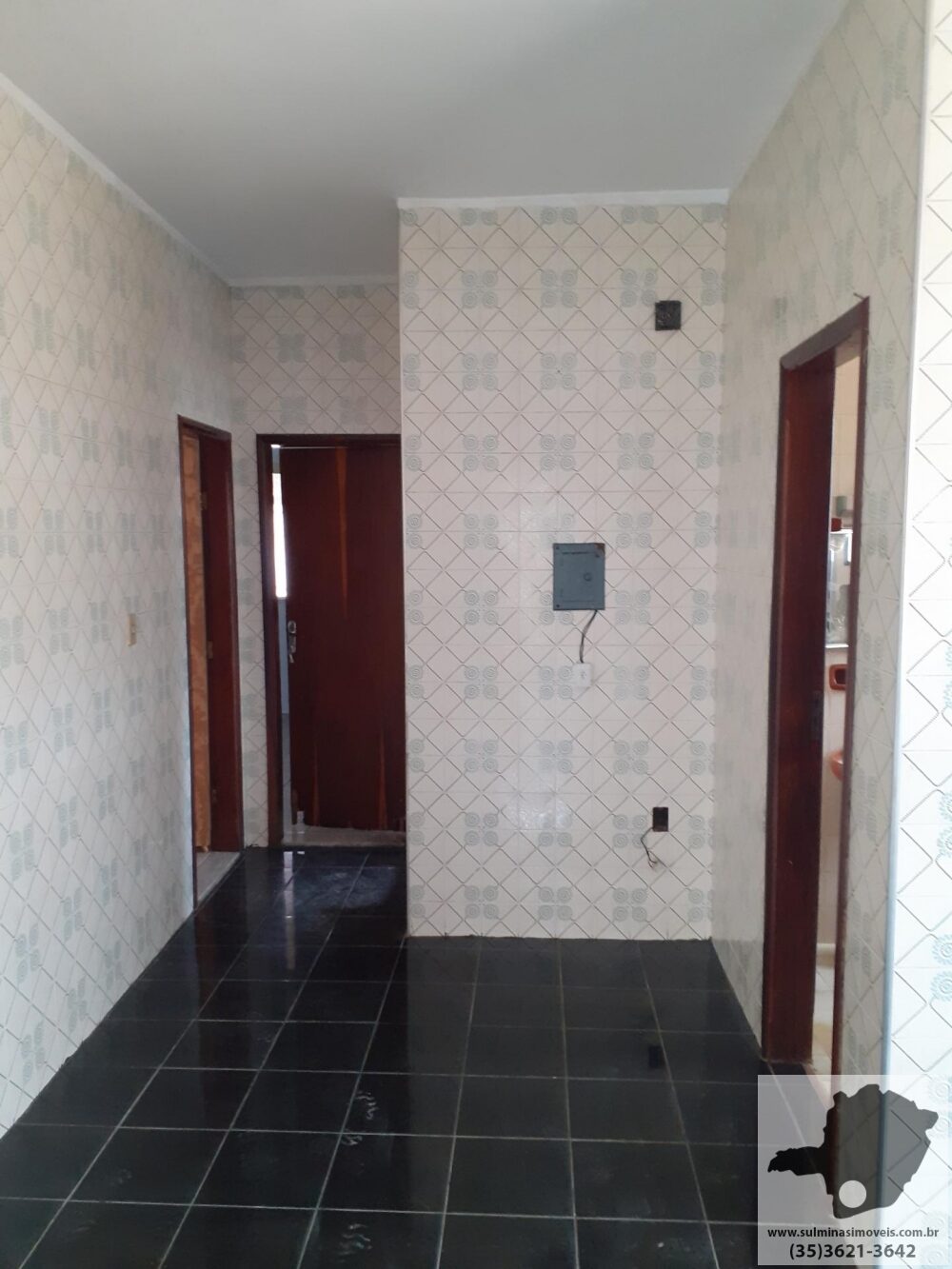 Foto 5 de Casa de 3 quartos (1 suíte) com garagem, Medicina