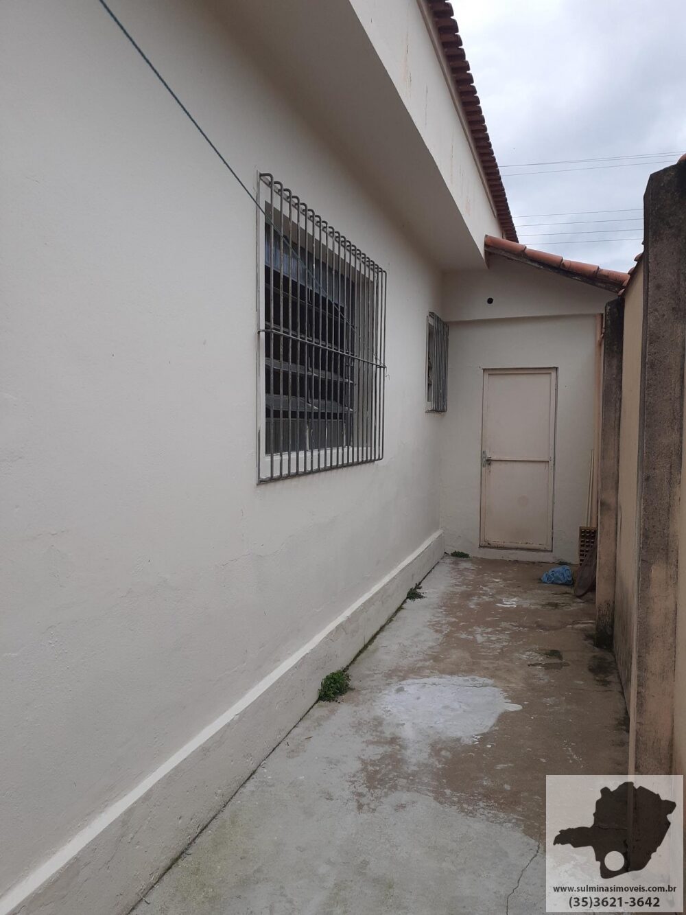 Foto 7 de Casa de 3 quartos (1 suíte) com garagem, Medicina