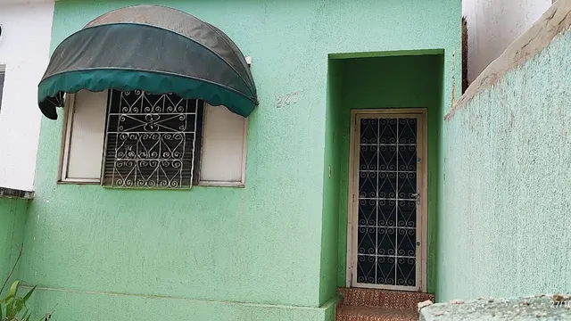 Casa de 3 quartos (1 suíte) para alugar, própria para escritório ou clínica, Centro
