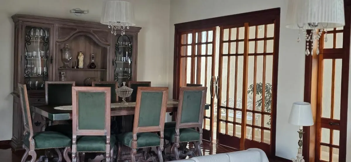 Foto 3 de Casa de 3 suítes com piscina, sauna e espaço gourmet, Pinheirinho