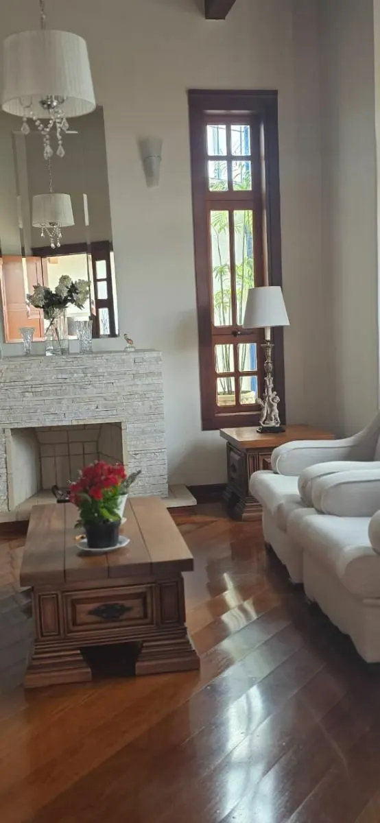 Foto 5 de Casa de 3 suítes com piscina, sauna e espaço gourmet, Pinheirinho