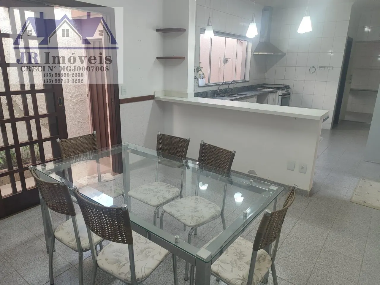 Foto 2 de Casa de 3 suítes com piscina, área gourmet e escritório, Pinheirinho