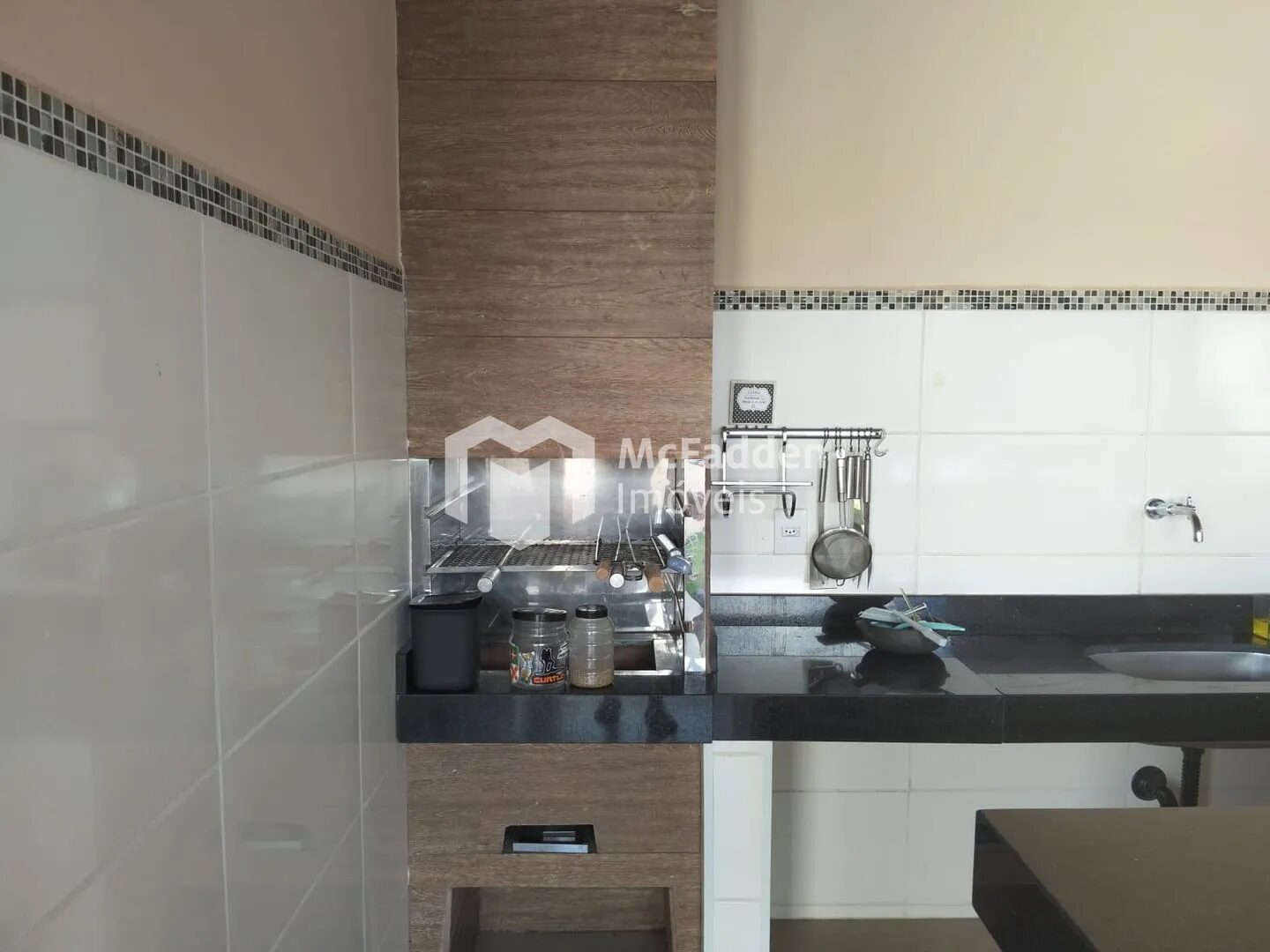 Foto 4 de Casa de 3 suítes com área gourmet e vista da cidade, Pinheirinho