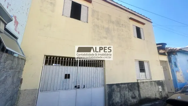 Foto 1 de Sobrado de 4 quartos com amplo quintal, Avenida