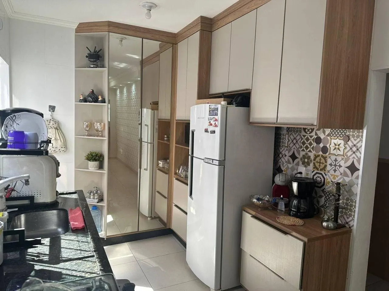 Foto 4 de Casa de 4 quartos (1 suíte) com móveis planejados e 3 vagas, Avenida