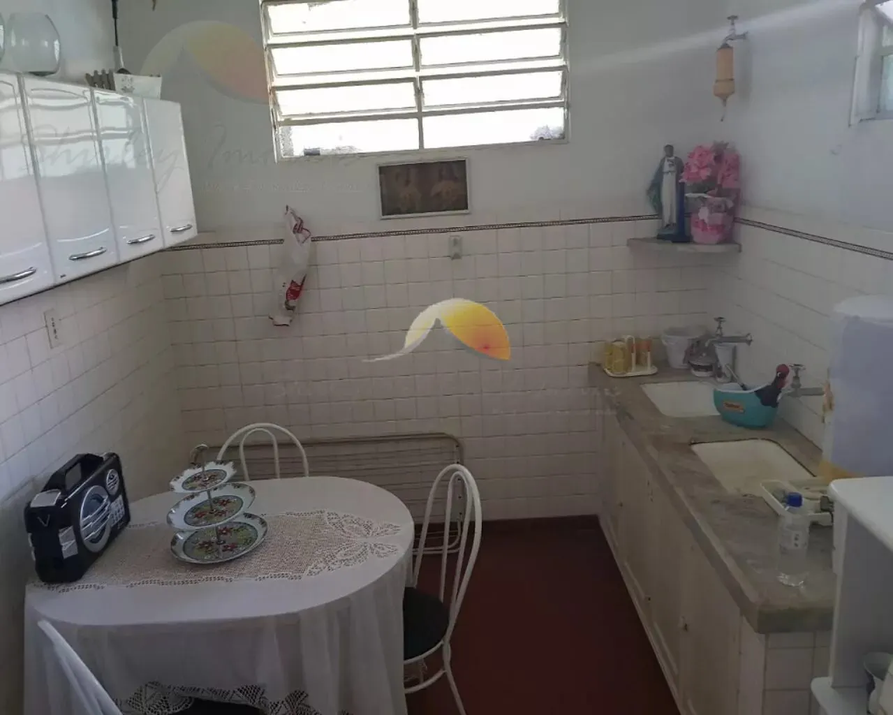 Foto 5 de Casa de 4 quartos (1 suíte) com quintal, em ponto comercial, Centro