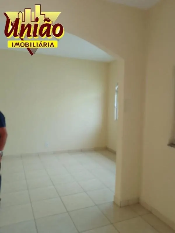 Foto 3 de Casa de dois pavimentos com 4 quartos (1 suíte) e garagem para 4 carros, São Vicente
