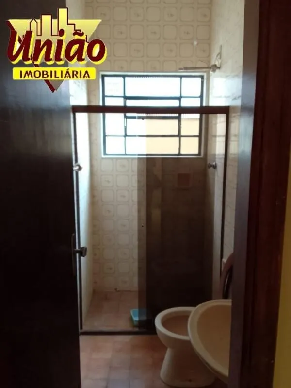 Foto 8 de Casa de dois pavimentos com 4 quartos (1 suíte) e garagem para 4 carros, São Vicente