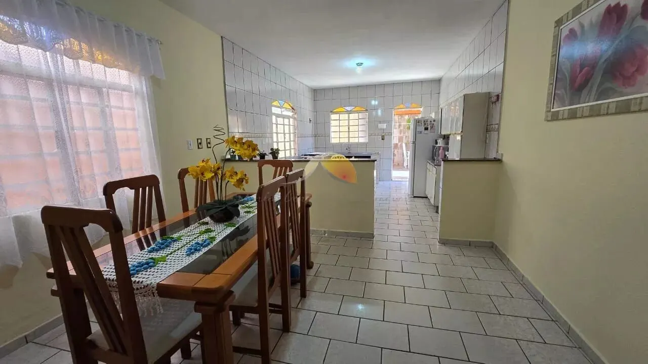 Foto 3 de Casa de 4 quartos com suíte externa, área de churrasco e garagem para 4 carros, Nossa Senhora de Fátima