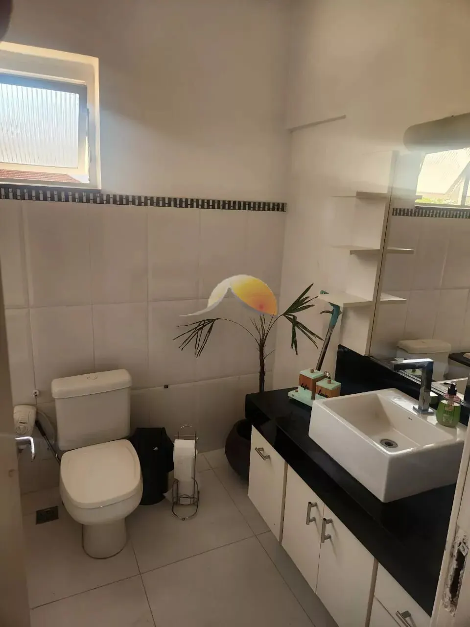 Foto 7 de Casa de 4 quartos com 2 salas e suíte externa, Centro