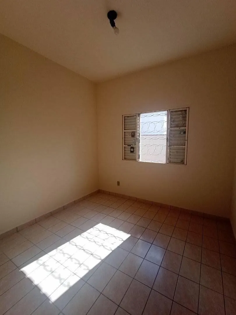 Foto 7 de Casa de 4 quartos (1 suíte) com área gourmet e garagem para até 10 carros, Varginha