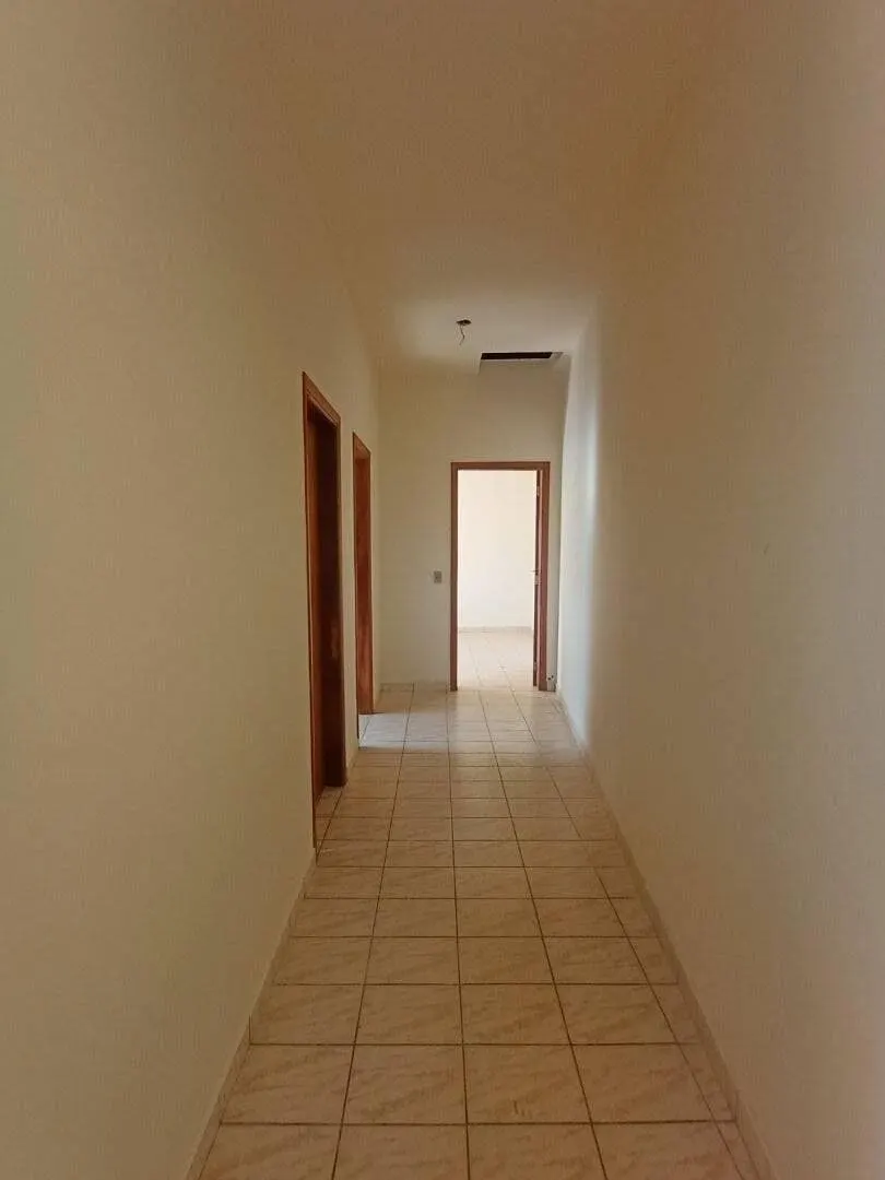 Foto 8 de Casa de 4 quartos (1 suíte) com área gourmet e garagem para até 10 carros, Varginha