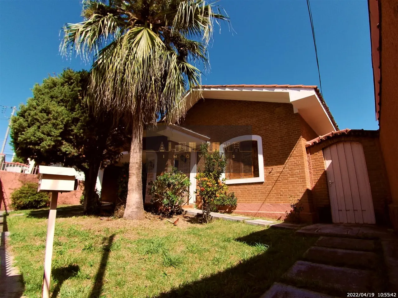 Foto 2 de Casa térrea de 4 quartos (1 suíte) com edícula em terreno de 400 m², BPS