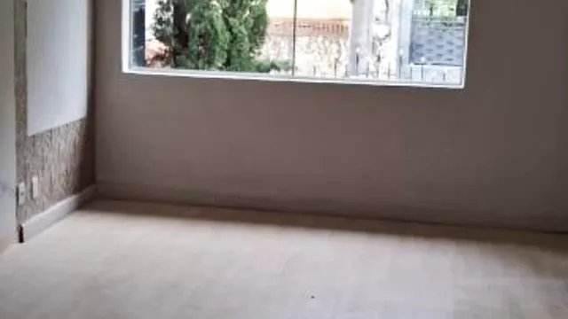 Foto 1 de Casa de 4 quartos com suíte com banheira, closet e sacada, Varginha