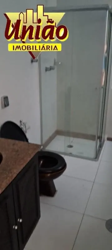 Foto 5 de Casa de 4 quartos com suíte com banheira, closet e sacada, Varginha