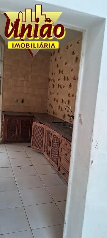 Foto 6 de Casa de 4 quartos com suíte com banheira, closet e sacada, Varginha