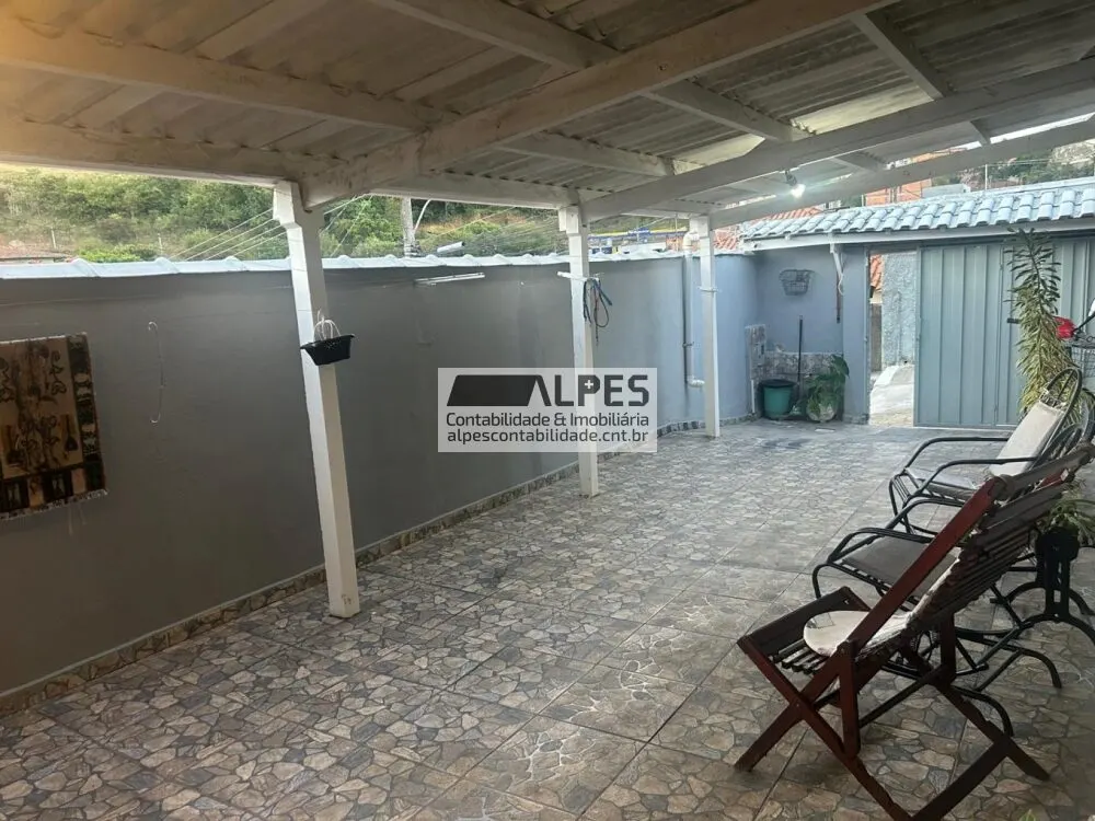 Foto 6 de Casa de 4 quartos (1 suíte) com edícula e churrasqueira, Jardim Bernadete