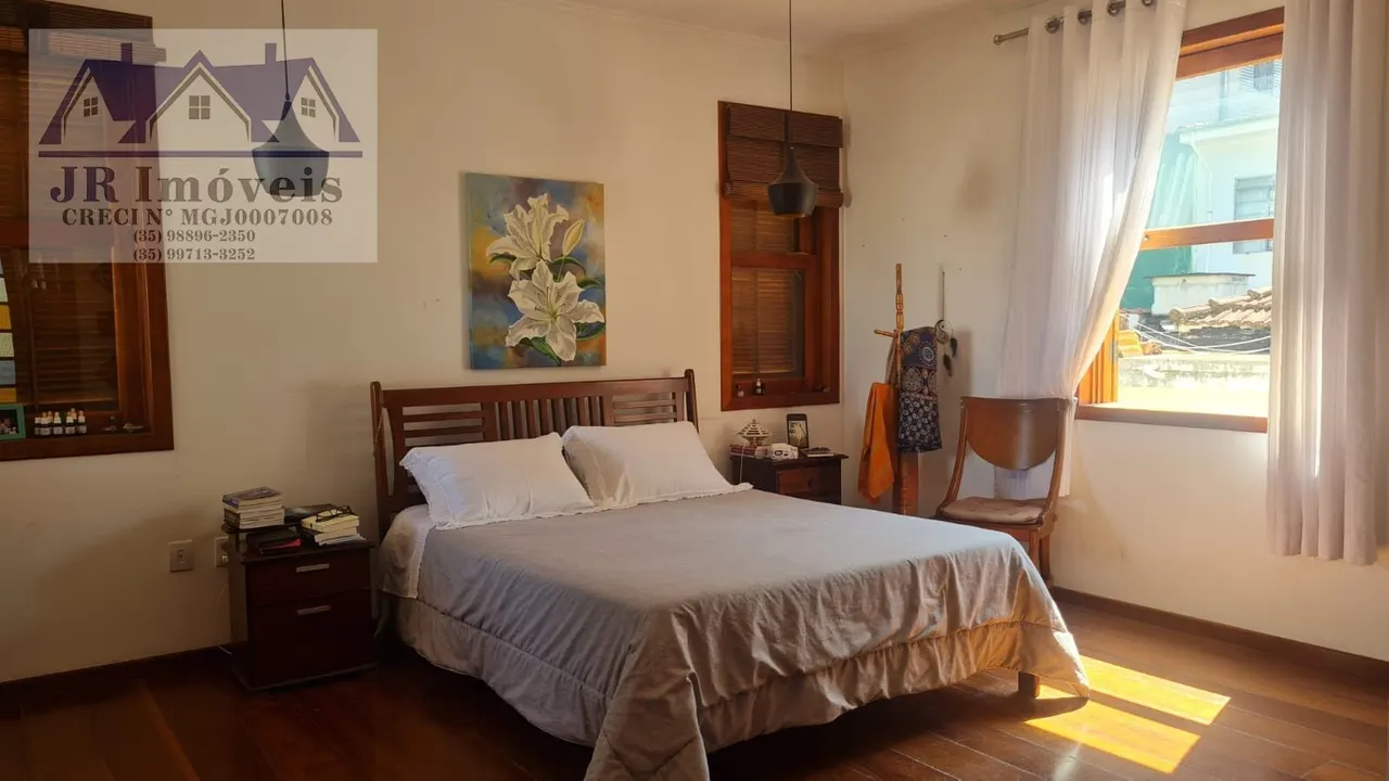 Foto 5 de Casa de 4 quartos (1 suíte com closet) com área gourmet e vista da cidade, Oriente