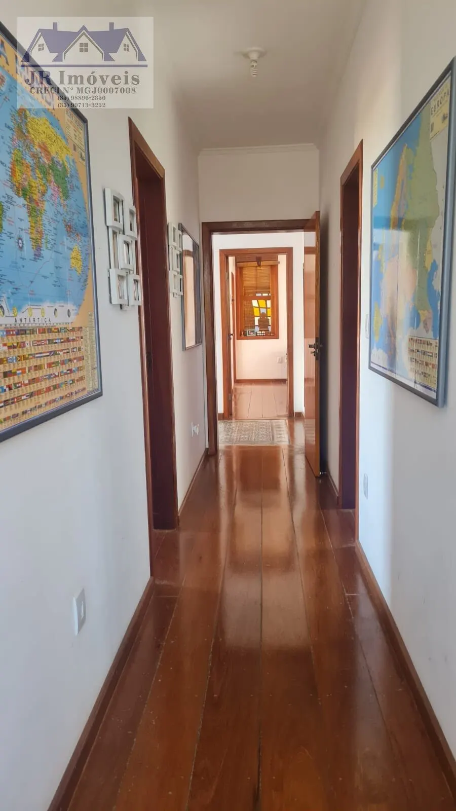 Foto 8 de Casa de 4 quartos (1 suíte com closet) com área gourmet e vista da cidade, Oriente