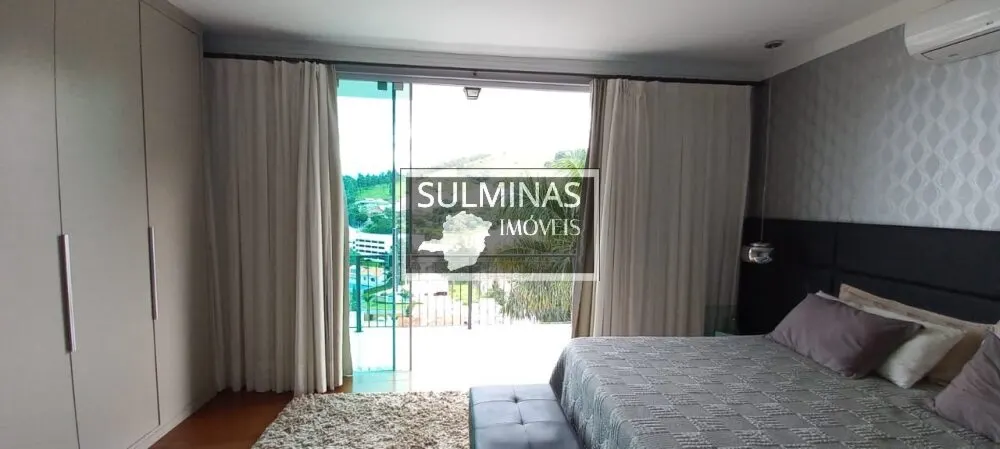 Foto 7 de Casa alto padrão de 4 quartos (3 suítes) em três pavimentos com área gourmet, Pinheirinho