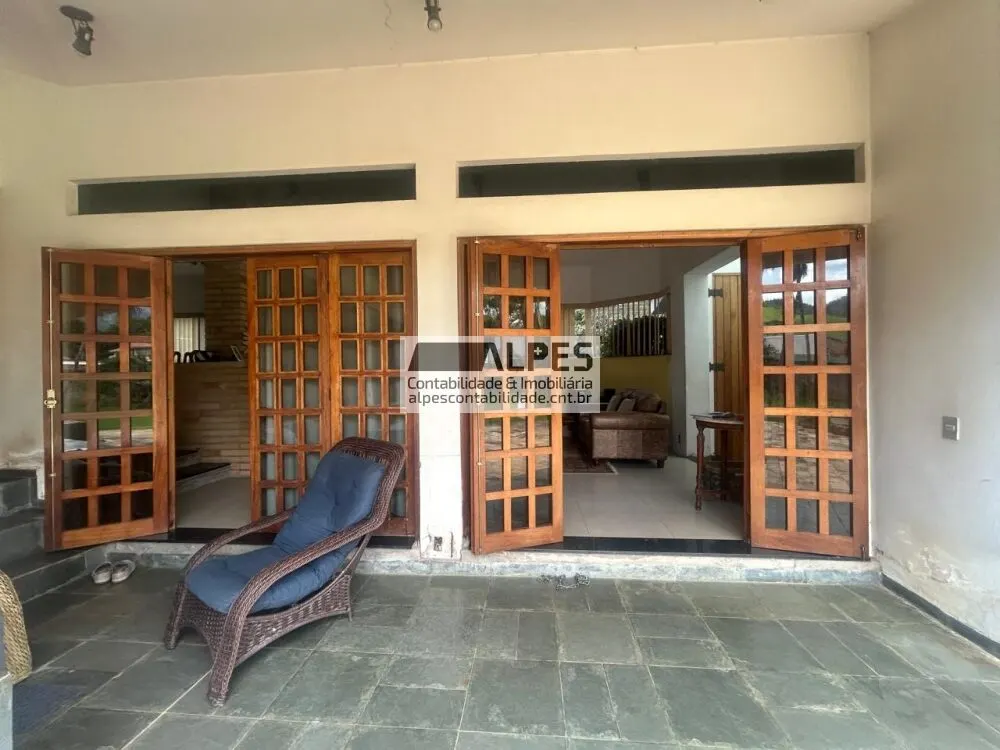 Foto 5 de Casa de esquina com 4 quartos, área gourmet, pomar e edícula, Varginha