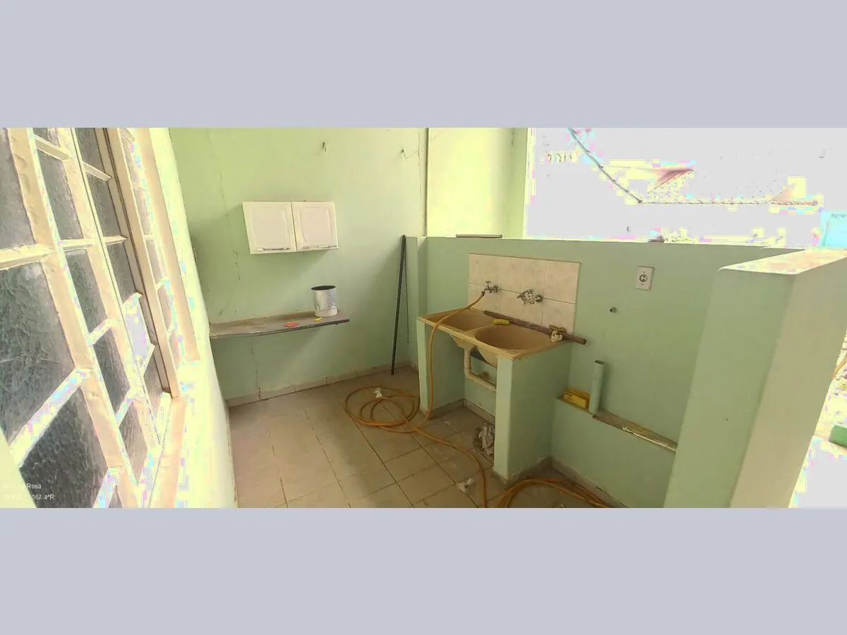 Foto 8 de Casa de 4 quartos (1 suíte) com edícula e garagem para 6 carros, Medicina