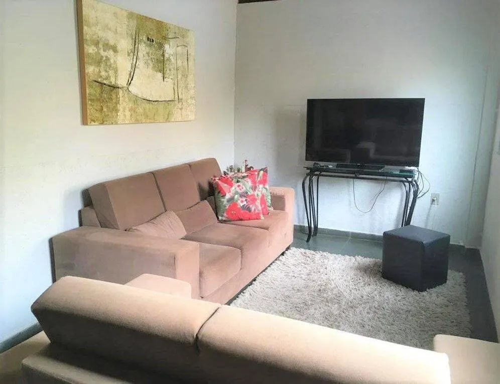 Foto 5 de Casa de 4 quartos com edícula e garagem para 3 carros, Morro Chic