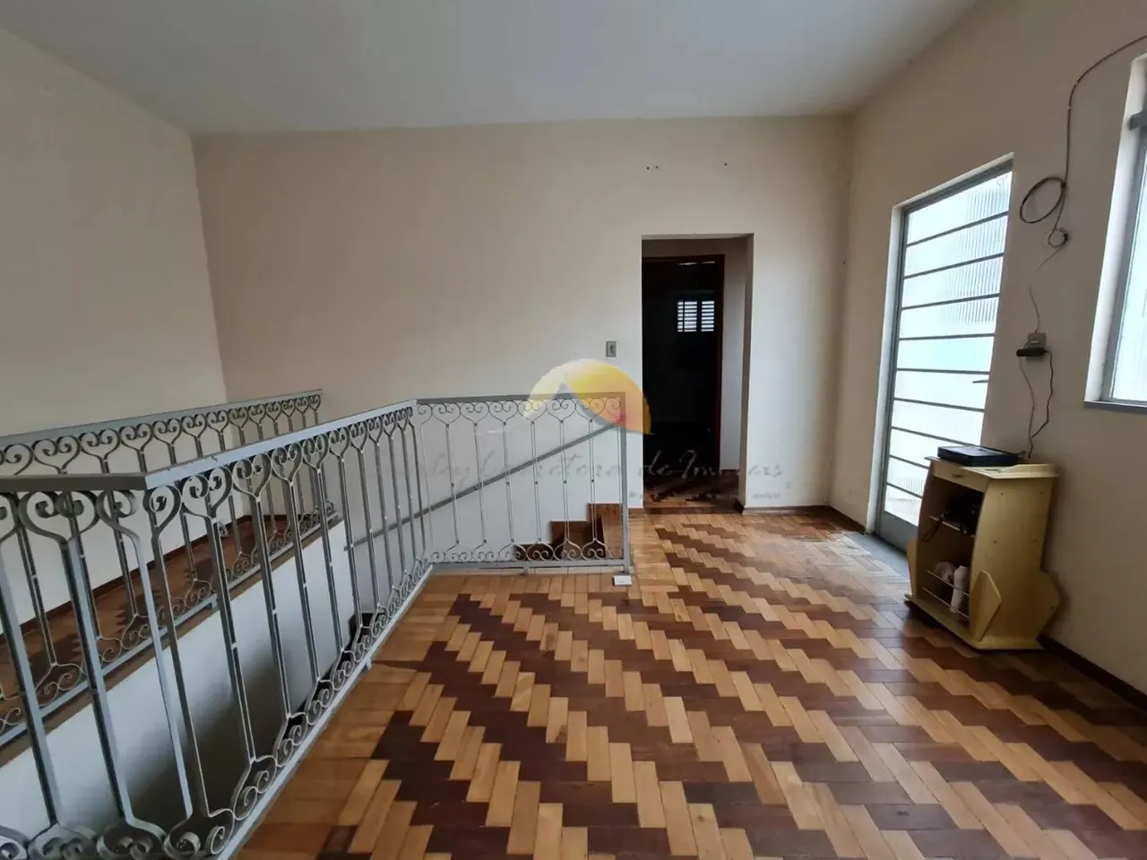 Foto 2 de Sobrado de 4 quartos (1 suíte) com edícula, perto do centro, Varginha