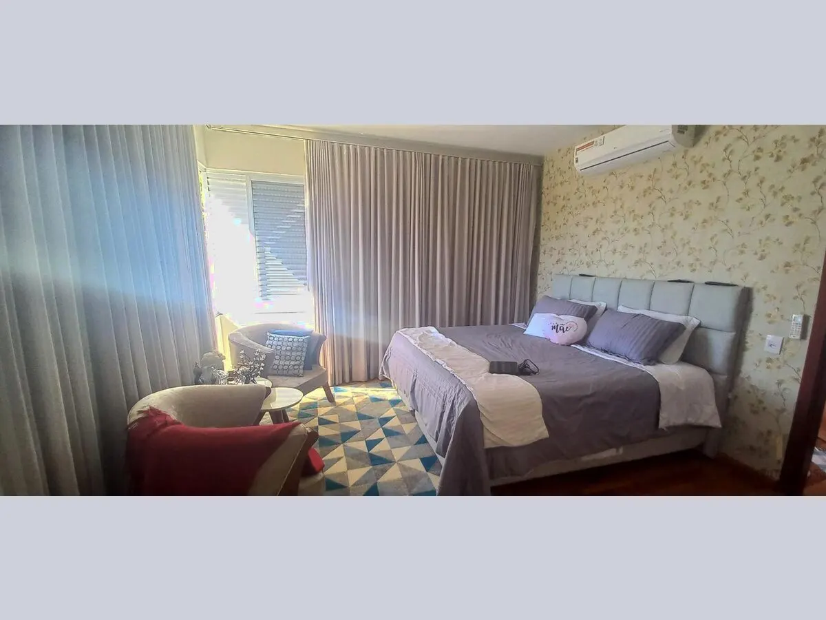 Foto 5 de Casa de 4 quartos (1 suíte) com piscina, sauna e área gourmet com vista, Pinheirinho