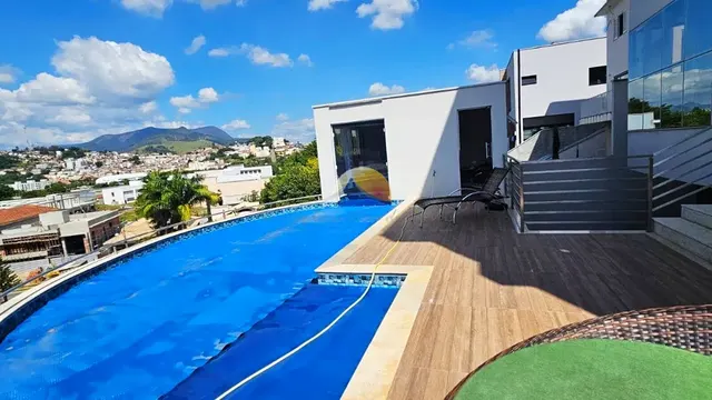 Foto 1 de Casa de 4 quartos (3 suítes) com piscina aquecida e vista, Pinheirinho