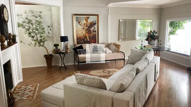 Casa de 4 quartos (1 suíte) com piscina, área gourmet e garagem para 4 carros, BPS