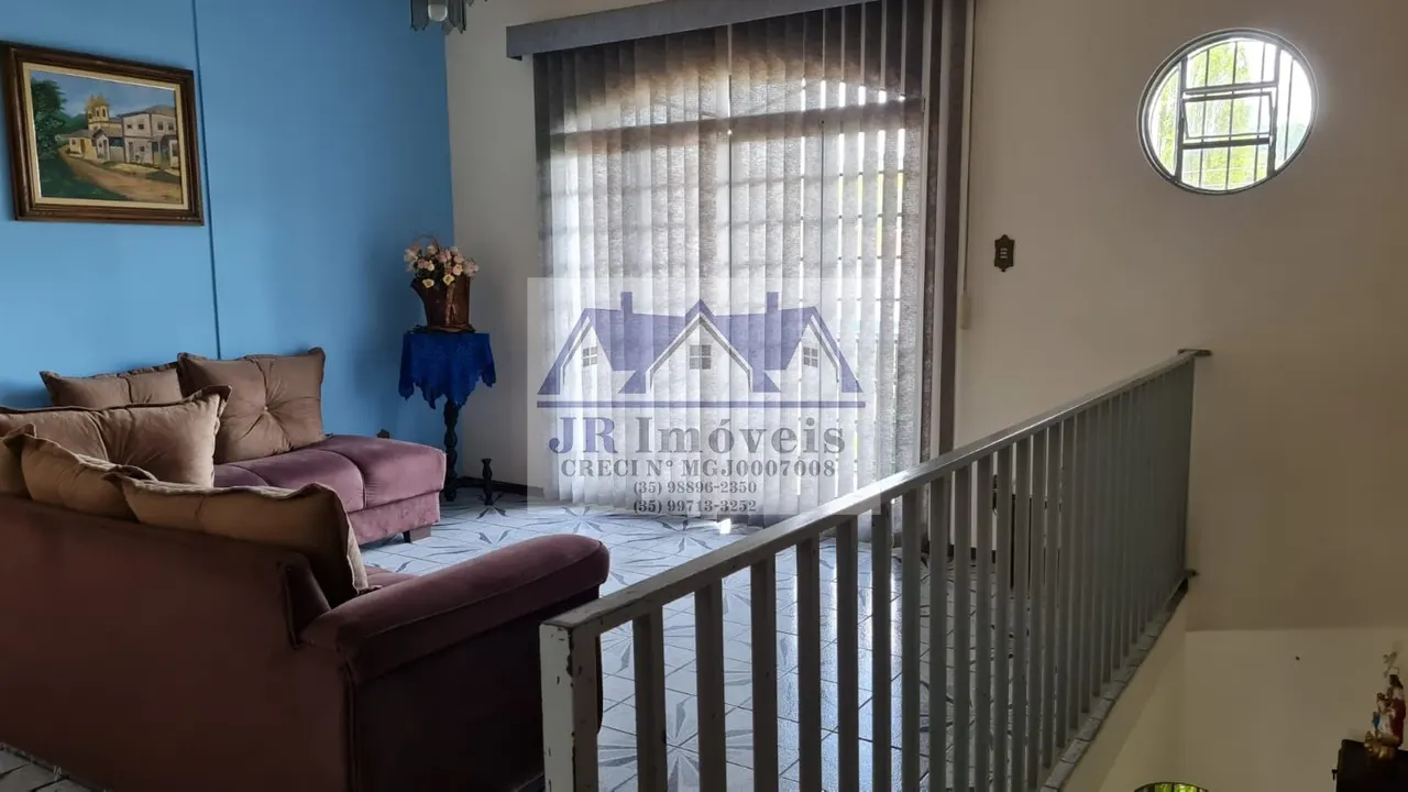 Foto 2 de Casa de 4 quartos (1 suíte) com piscina e área gourmet, Santos Dumont