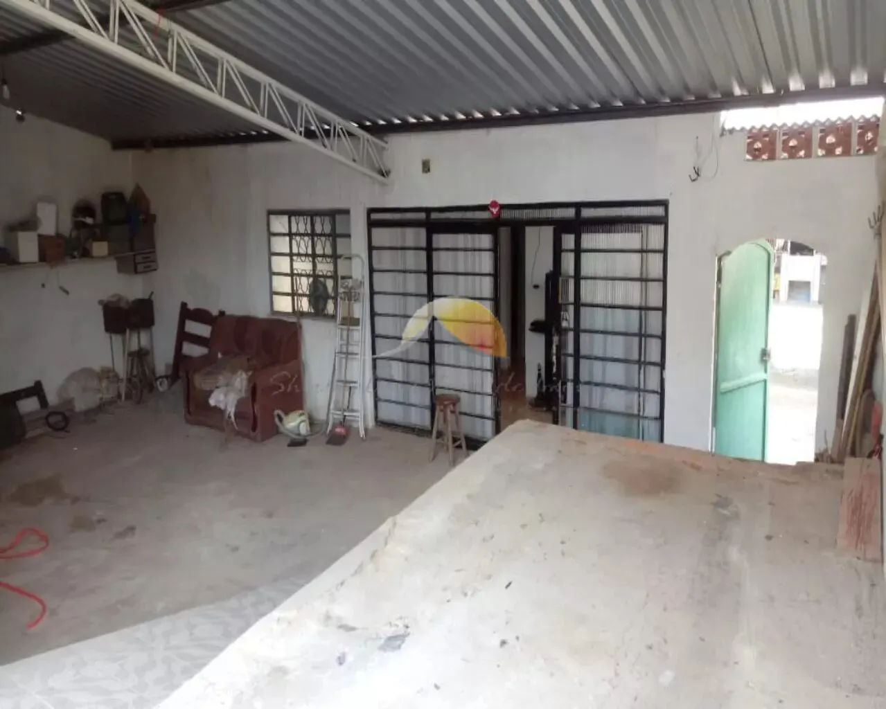Foto 6 de Casa de 4 quartos com quintal, área de churrasco e garagem para 2 carros, Rebourgeon