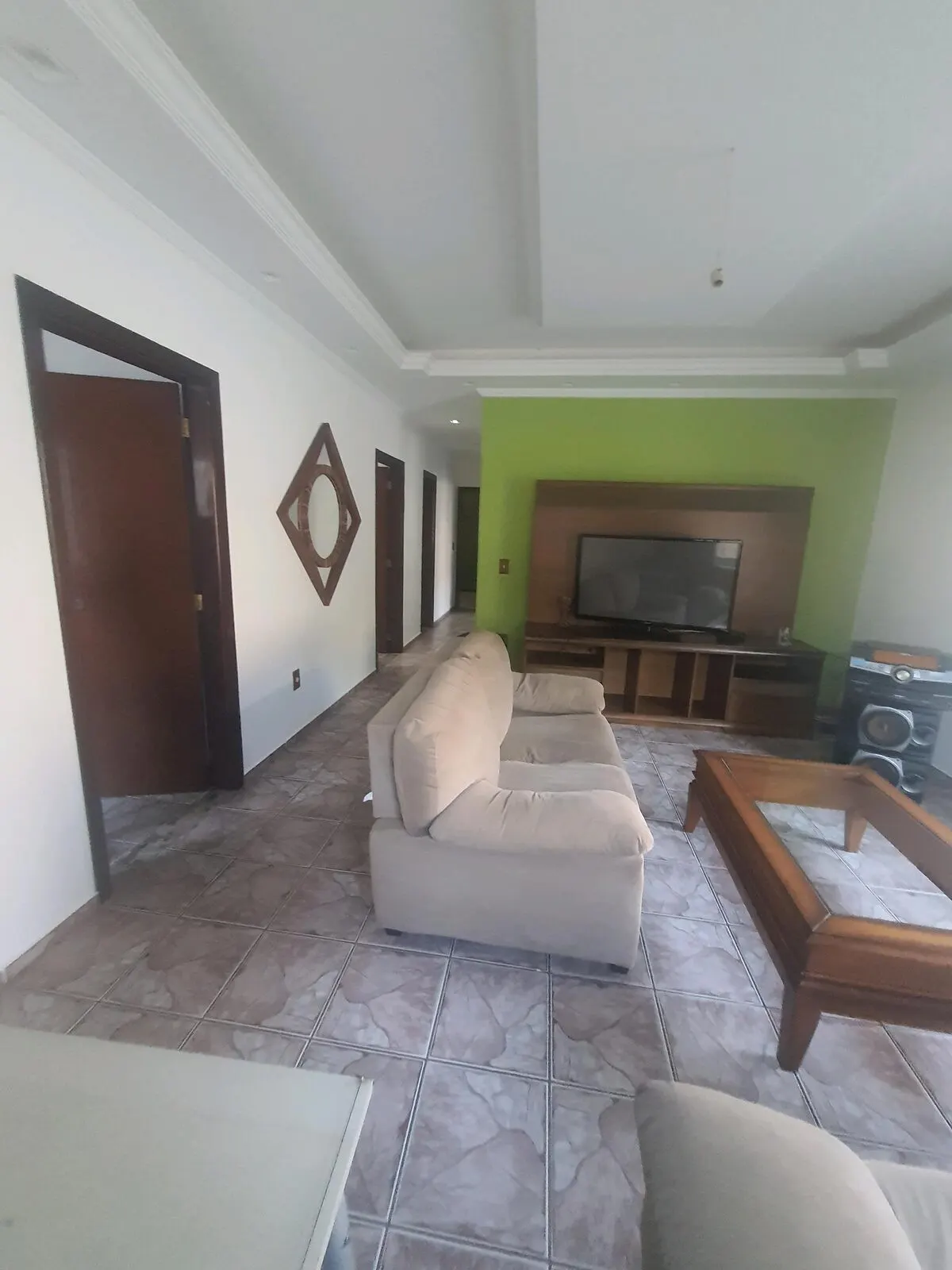 Foto 4 de Casa de 4 quartos (1 suíte) com quintal gramado, Cantagalo