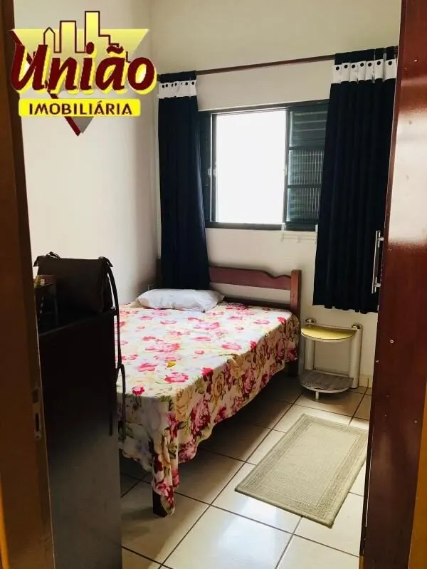 Foto 5 de Casa de 4 quartos com sobrado independente nos fundos, Santa Luzia